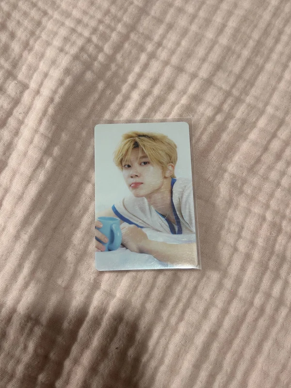 2025 SEASON'S GREETINGS RANDOM TRADING CARD [B ver.]