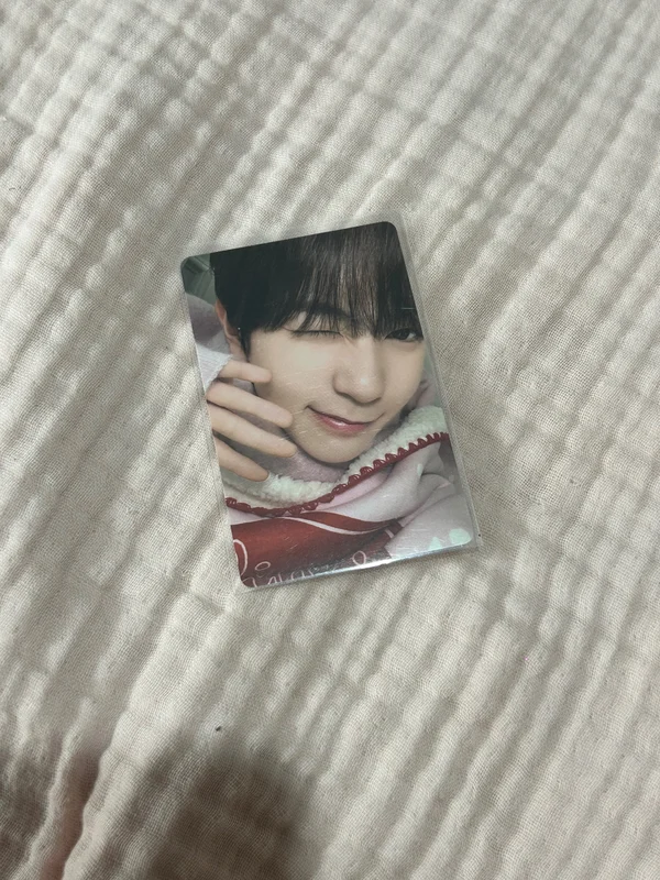 2024 PINK CHRISTMAS PHOTO CARD RANDOM PACK