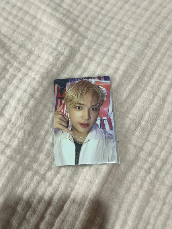 THRILL-ING PVC MINI POCKET PHOTOCARD SET Kick Ver.