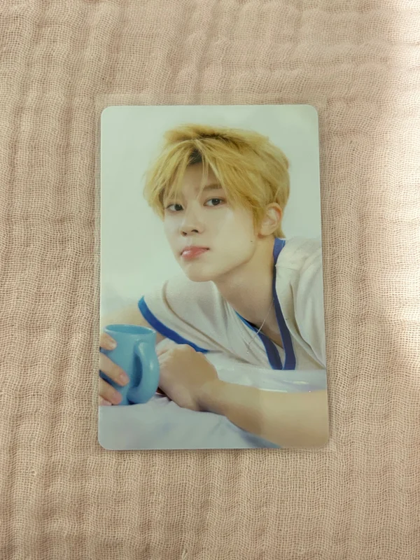 2025 SEASON'S GREETINGS RANDOM TRADING CARD [B ver.]