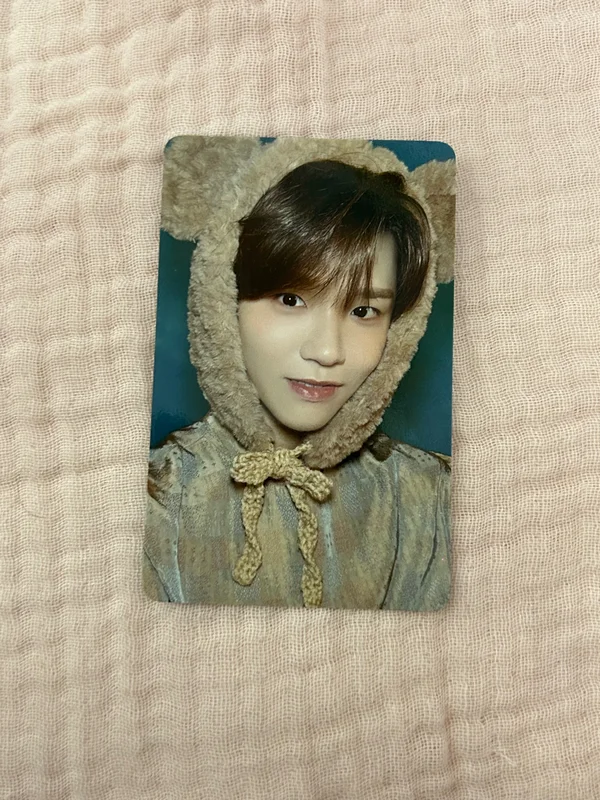 WISH BOOK Vol.1 OFFICIAL GOODS PHOTO CARD SET