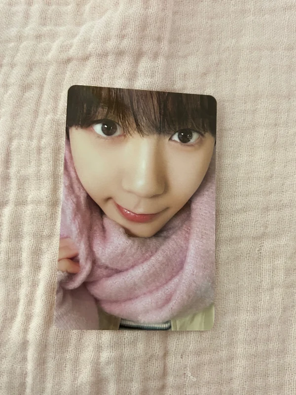 2024 PINK CHRISTMAS PHOTO CARD RANDOM PACK