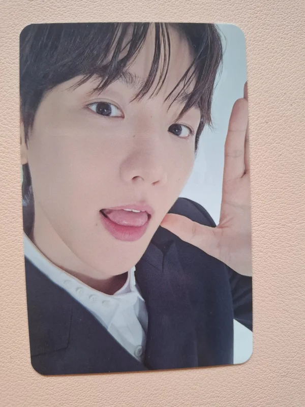 2024 BAEKHYUN ASIA TOUR Lonsdaleite [dot] STONE BRACELET & ESSENTIAL OIL SET