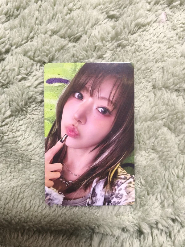 DIFFERENT LIMITED CLOVE VER