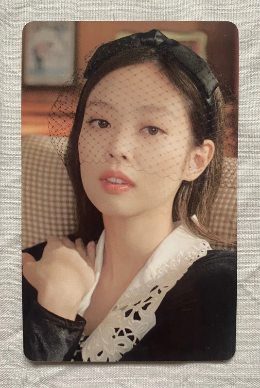BLACKPINK THE GAME Designer Collection 06 Photocard - JENNIE - Official - Mint