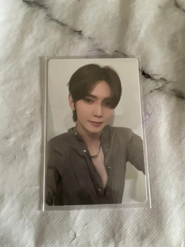 GOLDEN HOUR : Part.1 hello82