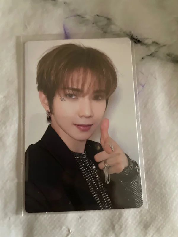 GOLDEN HOUR : Part.2 Europe Exclusive