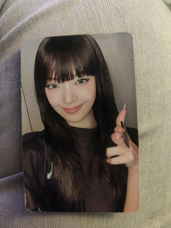 TUNNEL VISION Photobook Ver. B