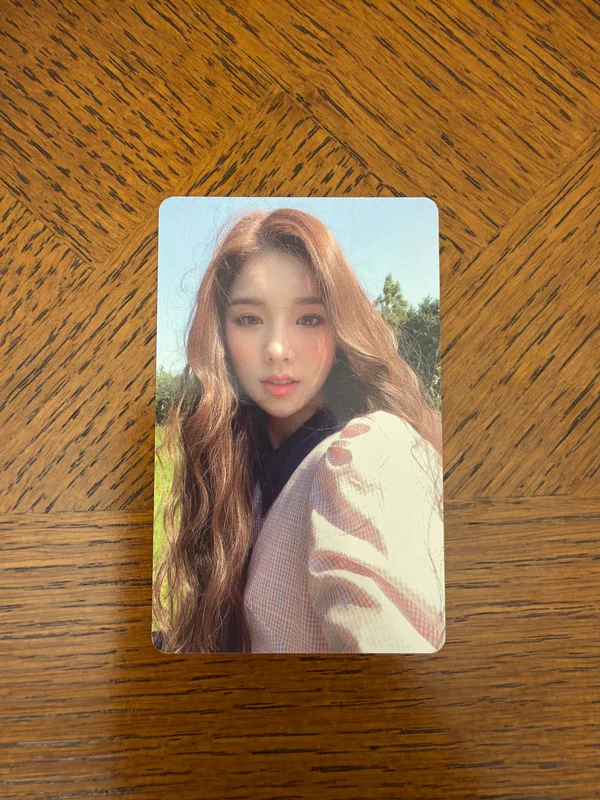 LOONA ISLAND : Summer where girls met