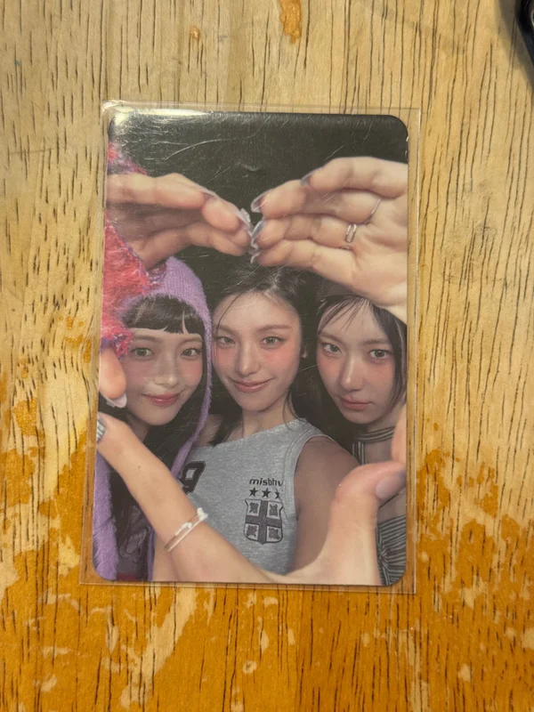 Girls Will Be Girls PHOTOBOOK Ver.