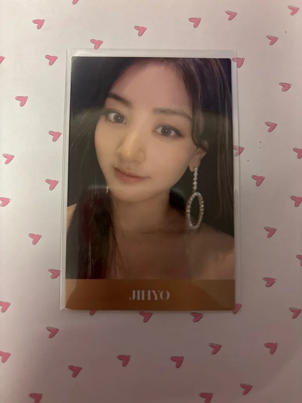 JIHYO FEEL SPECIAL