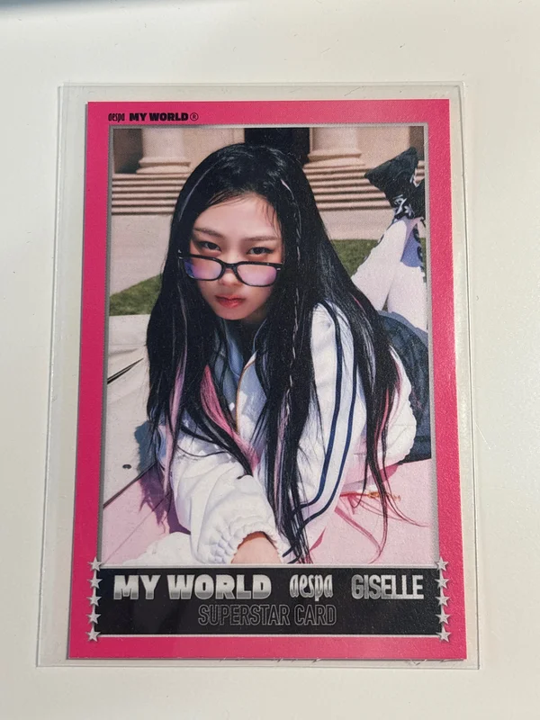 Giselle MY WORLD Zine Ver. Trading Card Set