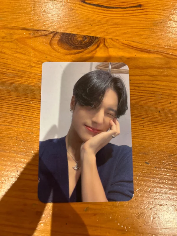 THE WORLD EP.1 : MOVEMENT EVERLINE