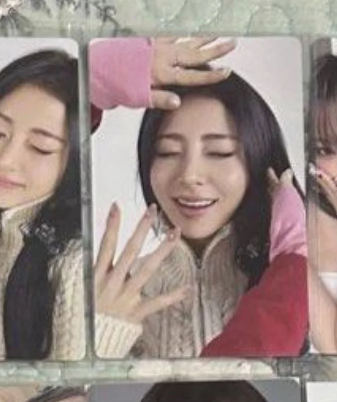 HOT WEVERSE ALBUM PC YUNJIN