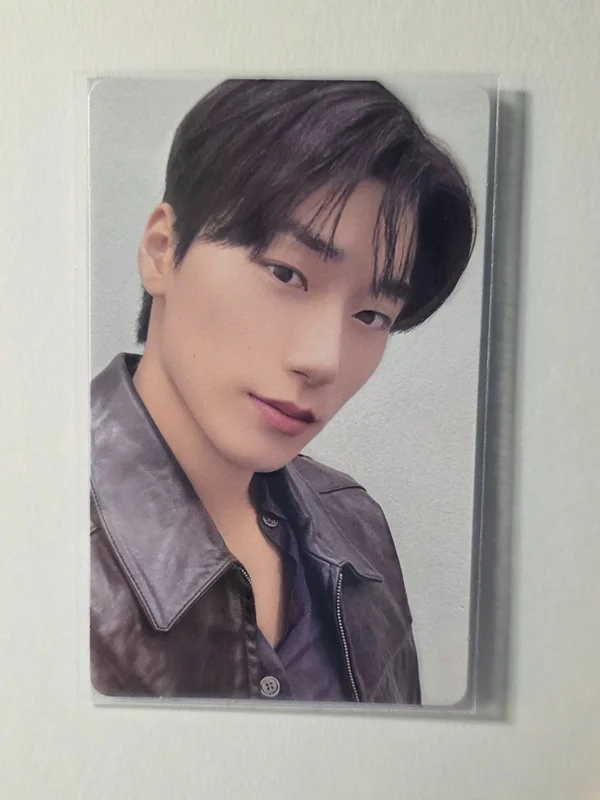ATEEZ 7TH ANNIVERSARY OFFICIAL POP-UP '8ROOM' RANDOM PHOTOCARD PACK ver.B