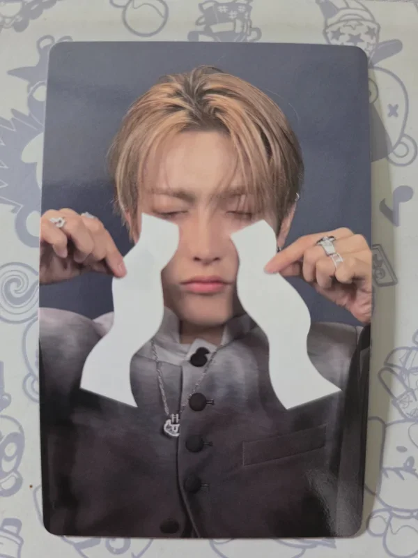 GOLDEN HOUR : Part.4 U.S.Exclusive