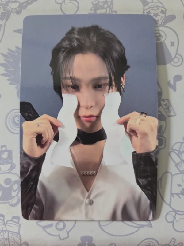 GOLDEN HOUR : Part.4 U.S.Exclusive