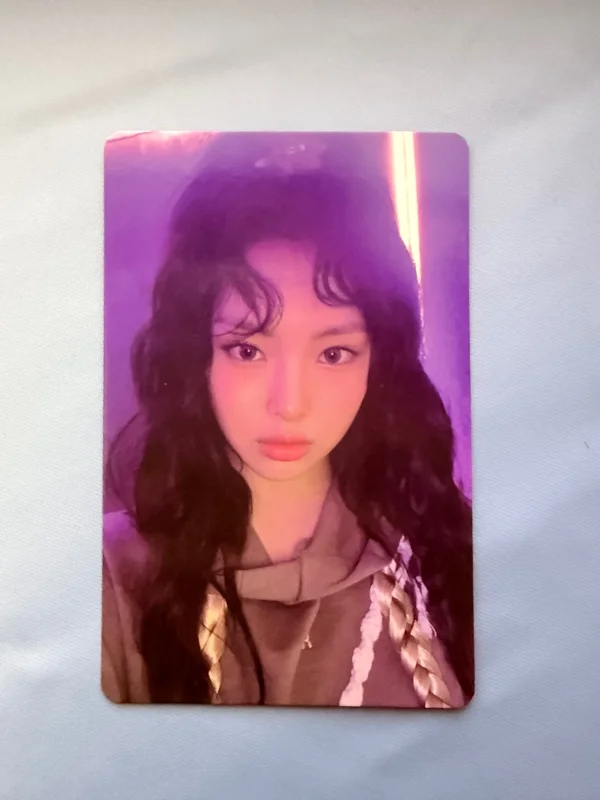 ITZY YEJI 'BORN TO BE STANDARD VER.' Photocard | Sold by sanazakis