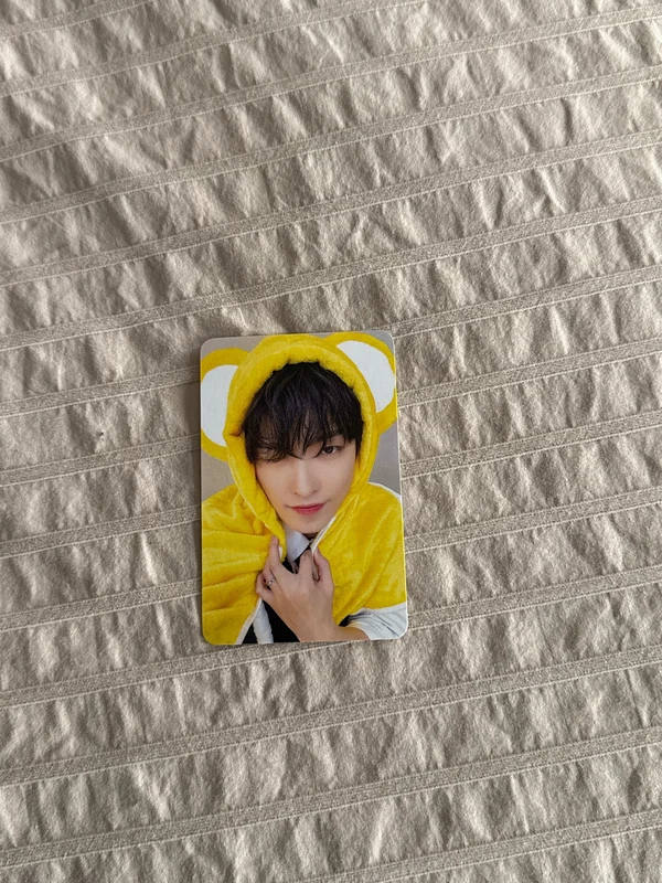 GOLDEN HOUR : Part.2 Hellolive shop LUCKY DRAW