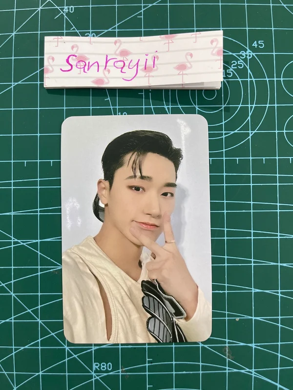 THE WORLD EP.1 : MOVEMENT WONDERWALL LUCKY DRAW