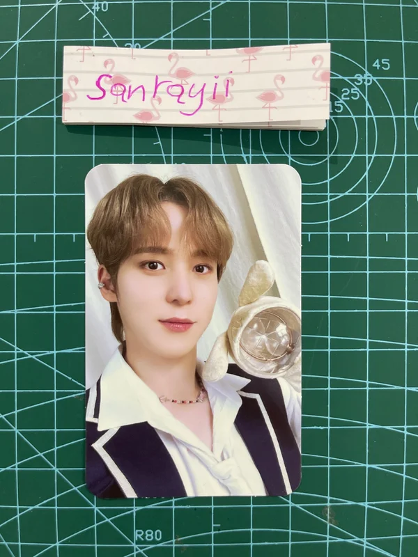 ATEEZ X ANITEEZ ADVENTURE POP-UP STORE ANITEEZ IN ILLUSION LIGHT STICK COVER