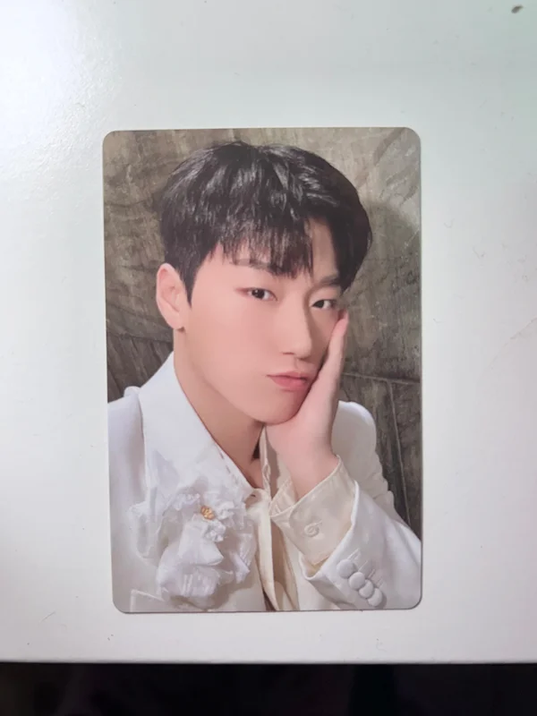 GOLDEN HOUR : Part.1 BLUE HOUR VER.