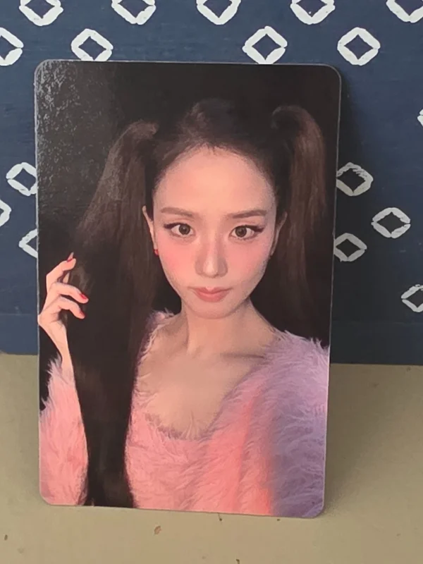 BLACKPINK JISOO 'BORN PINK BLACK ver.' Photocard | Sold by