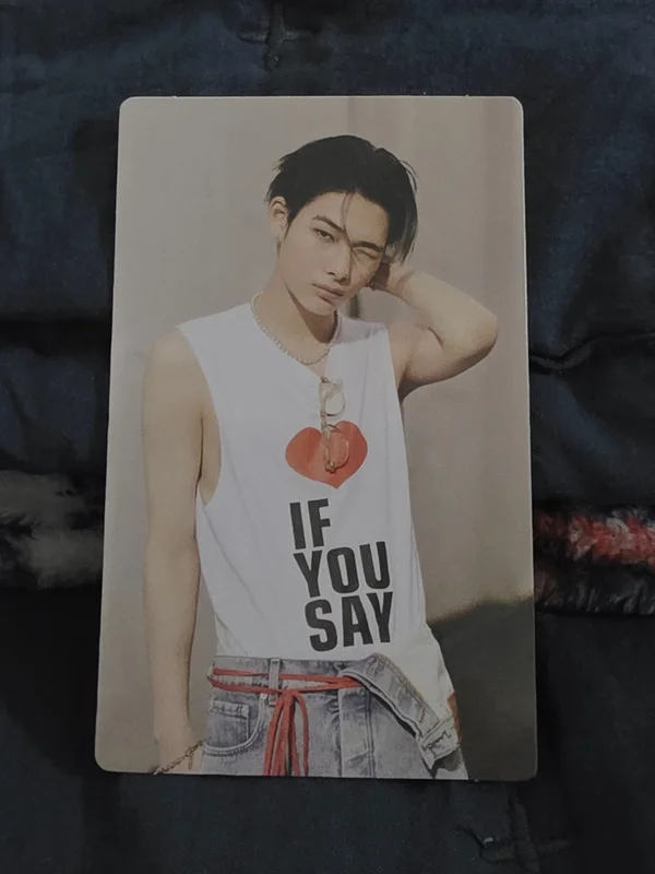 ROMANCE : UNTOLD Photo Card & Holder Set