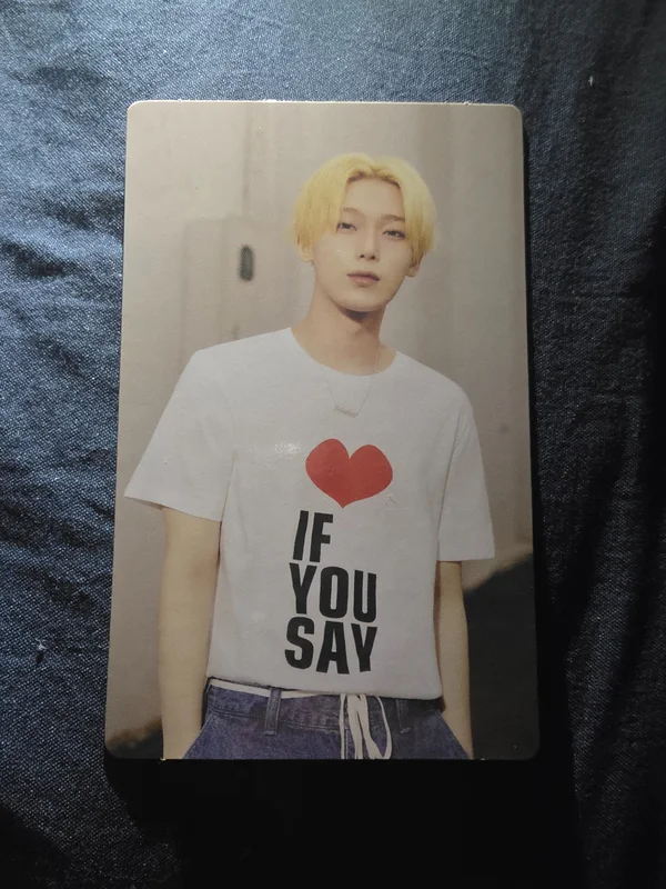 ROMANCE : UNTOLD Photo Card & Holder Set