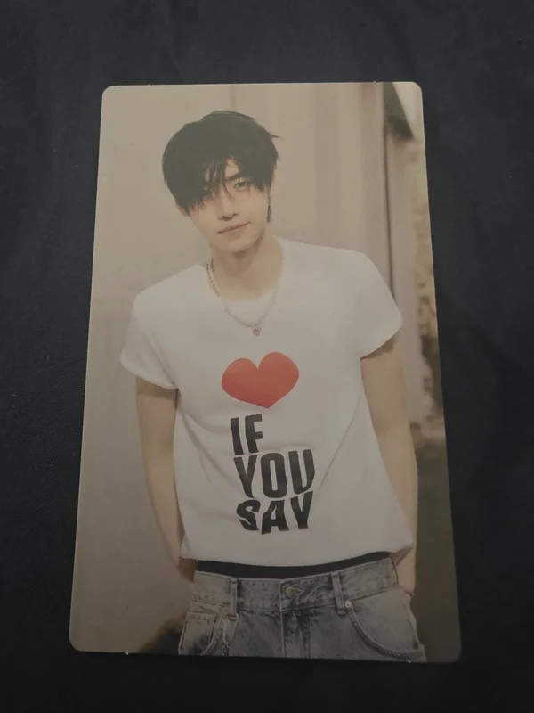 ROMANCE : UNTOLD Photo Card & Holder Set