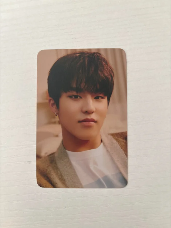 THE FIRST STEP : TREASURE EFFECT KTOWN4U