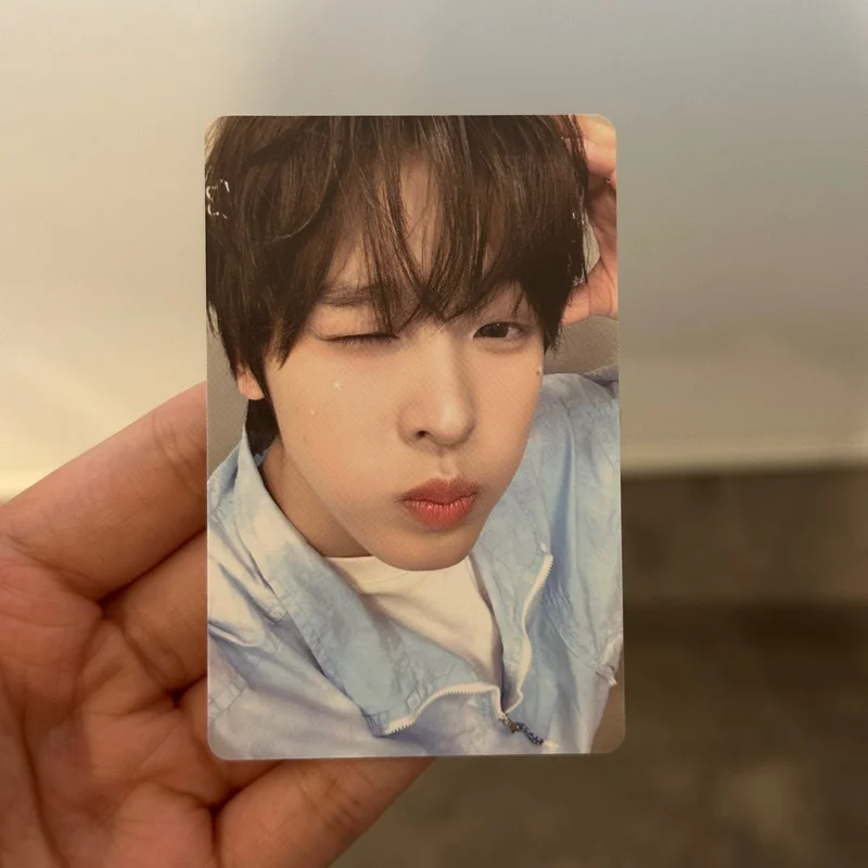 2025 SEASON'S GREETINGS RANDOM TRADING CARD [A ver.]