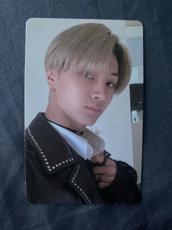 ENHYPEN JAY 'BORDER : CARNIVAL HYPE Ver.' Photocard | Sold by