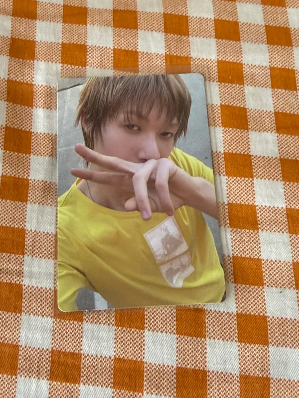 GREENGREEN Weverse Albums ver. Portrait B ver.
