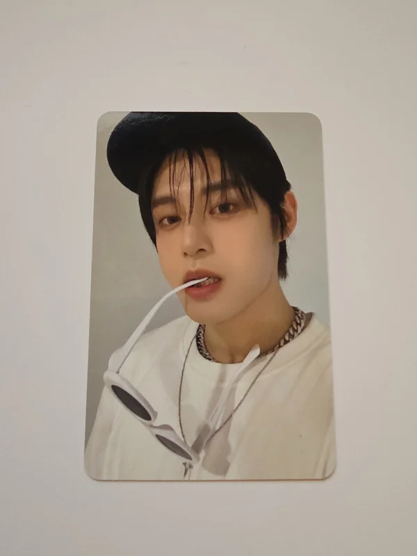 NEVER SAY NEVER DIGIPACK Ver. APPLEMUSIC