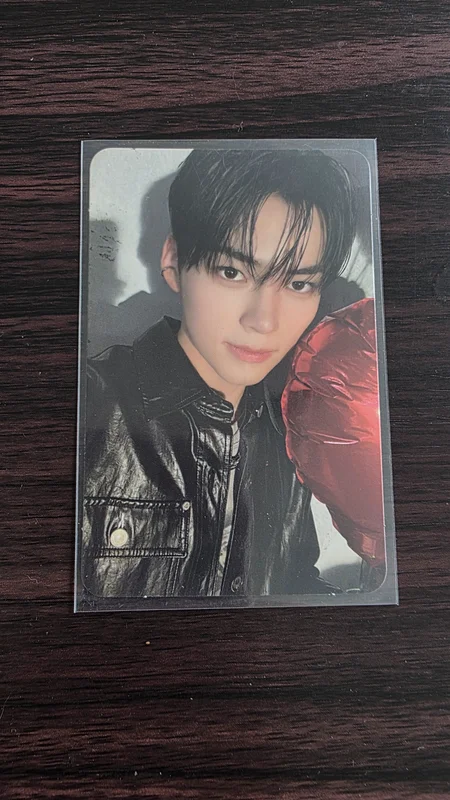 YOUTH IN THE SHADE DIGIPACK Ver.