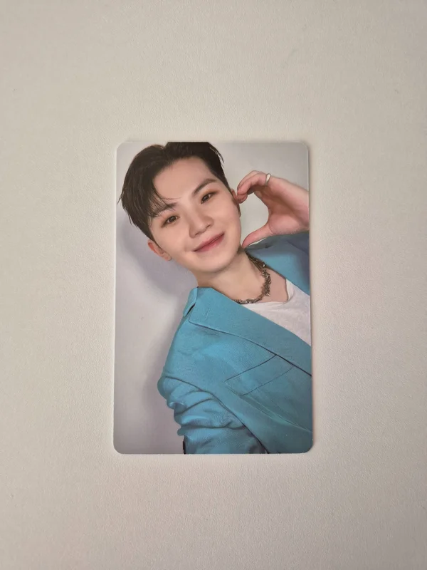 2022 SVT PHOTOBOOK THE NAME;17