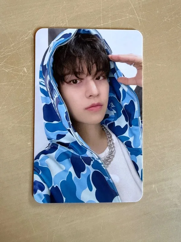 Stray Kids World Tour dominATE : celebrATE REWARD