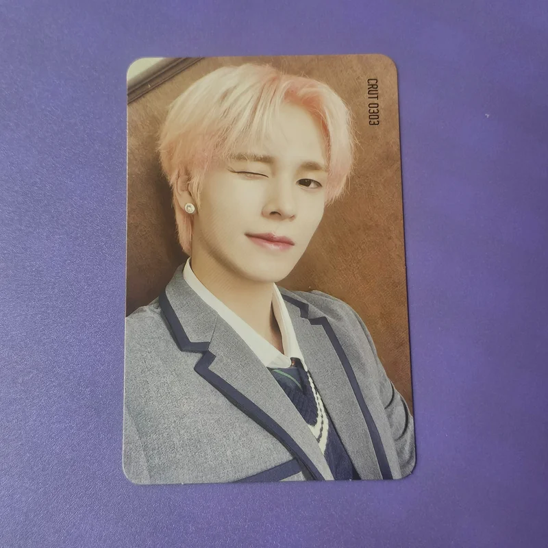 Part2 LIBERTY IN OUR COSMOS  PVC POCKET KEY RING+ PHOTOCARD SET