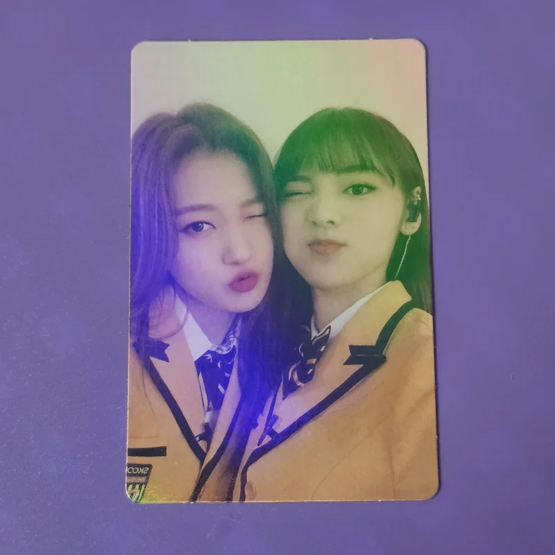 LOONAVERSE FROM Trading Card