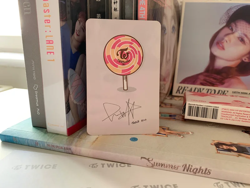 Item image 4