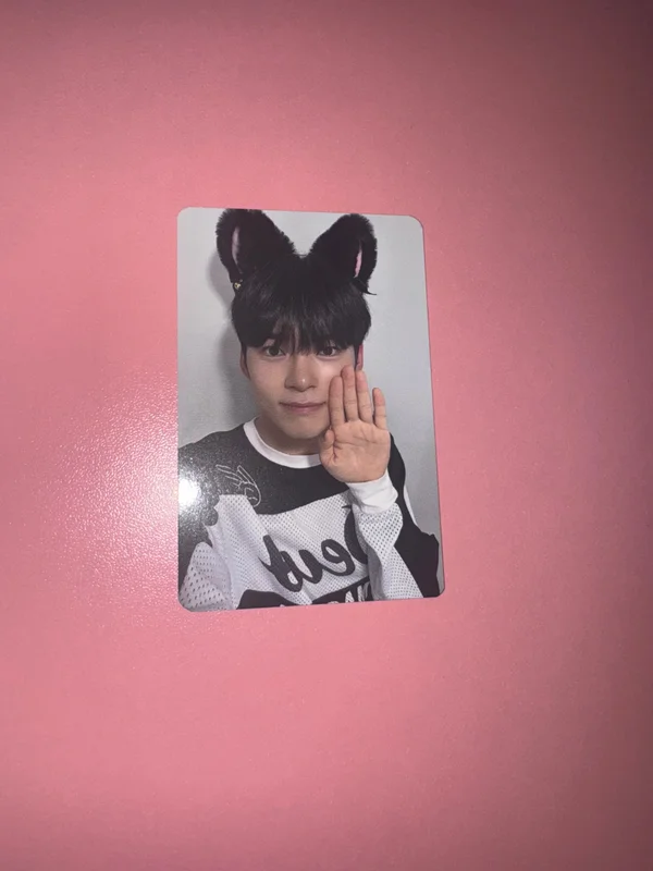 YOUTH IN THE SHADE MAKESTAR