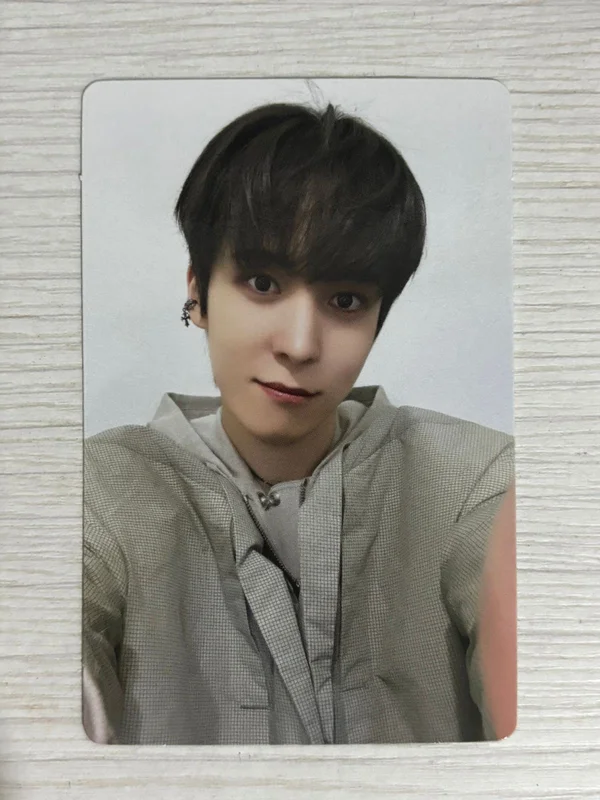 GOLDEN HOUR : Part.1 hello82