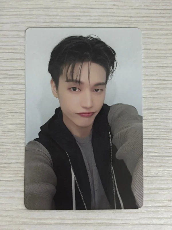 GOLDEN HOUR : Part.1 hello82