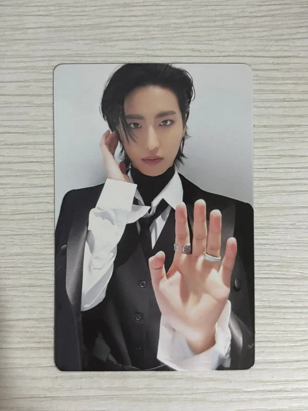 GOLDEN HOUR : Part.1 US Exclusive