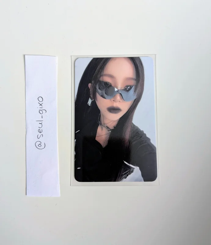 aespa KARINA 'Whiplash Japan Exclusive Ver.' Photocard | Sold by