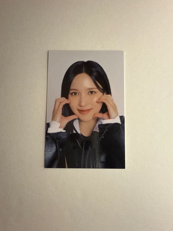 TWICE 5TH WORLD TOUR READY TO BE TRADING CARD #33