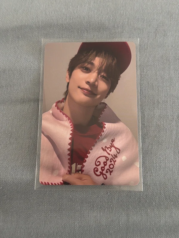 2024 PINK CHRISTMAS PHOTO CARD RANDOM PACK
