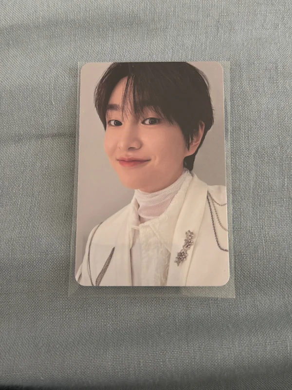 SHINee WORLD VII [E.S.S.A.Y] FORTUNE SCRATCH SET