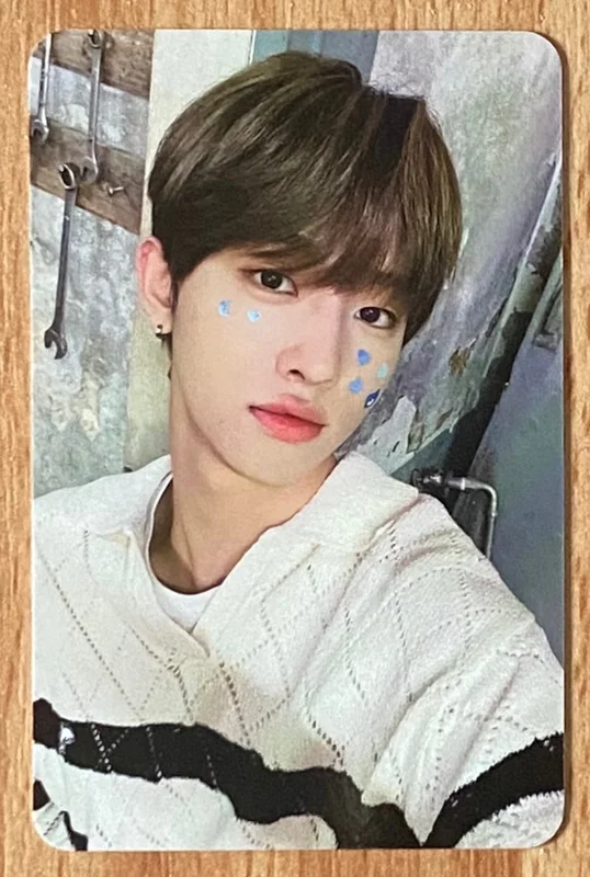 DRIPPIN BEHINDBOOK [DRIPPIN : D-day]